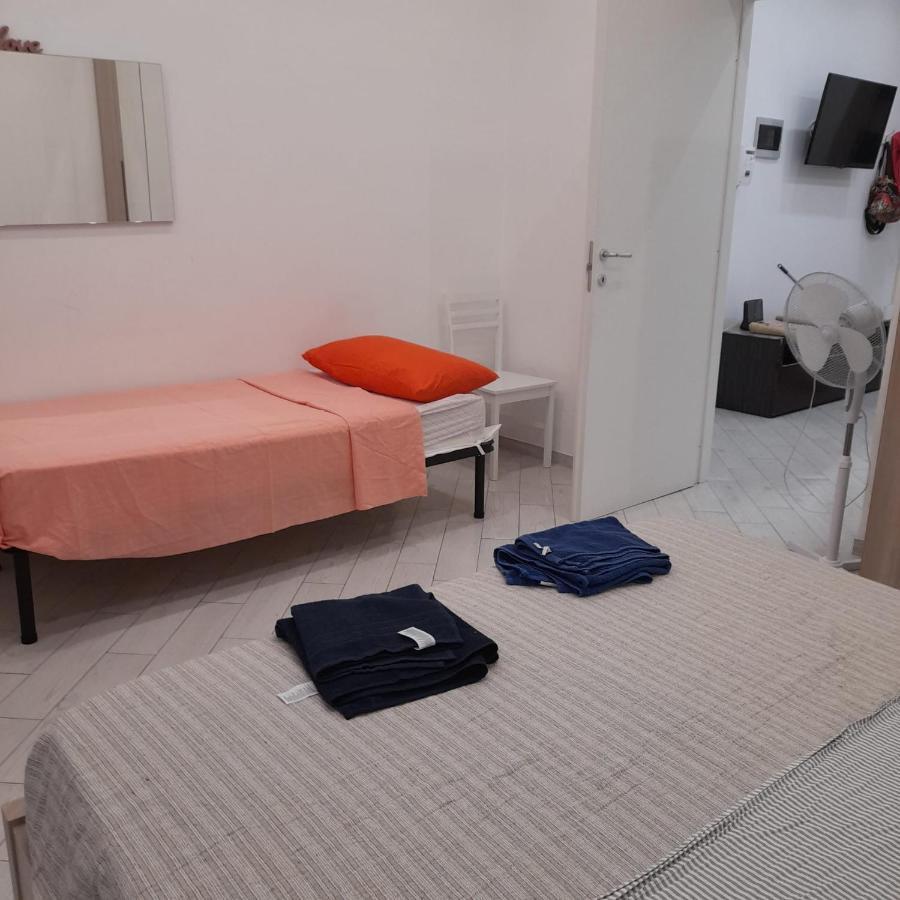Il Filo Di Jordi Appartement Savona Buitenkant foto